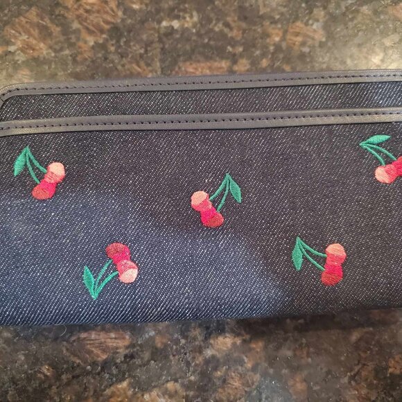 Kate Spade NWT Ella Cherry Embroidered Denim Large Continental Zip Around Wallet - Picture 4 of 6